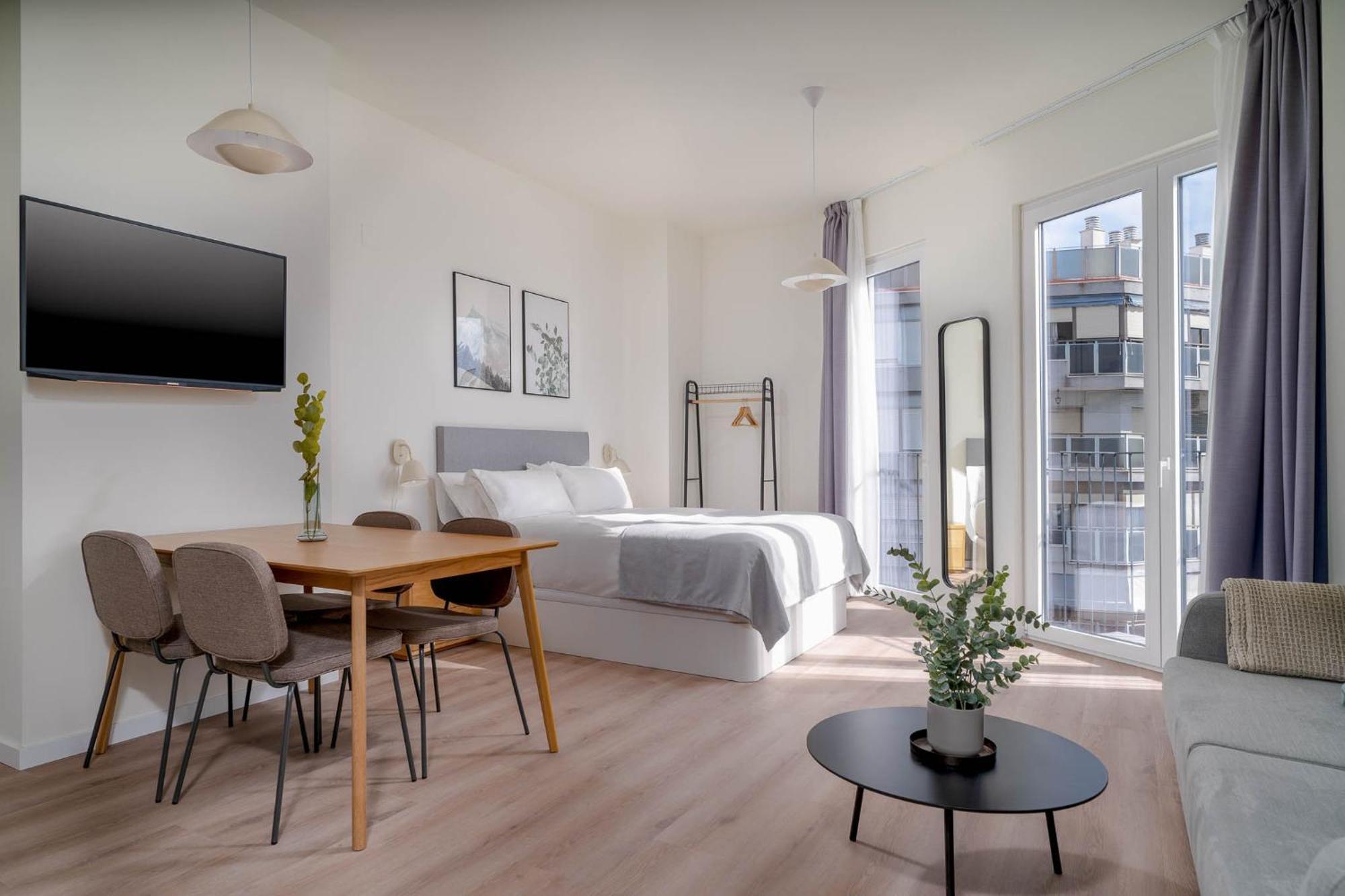 Limehome Valencia Carrer De Sant Jacint Exterior foto
