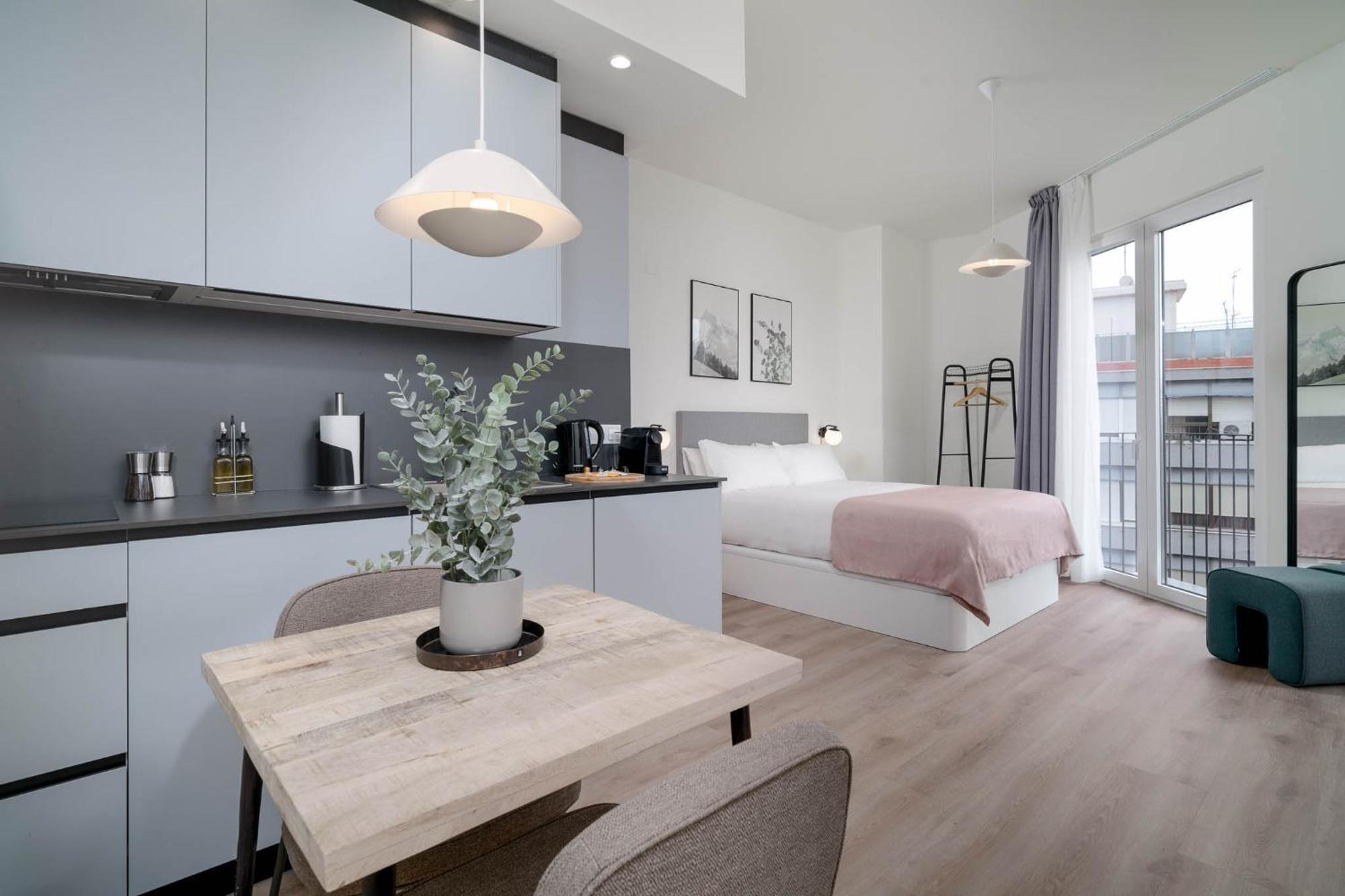 Limehome Valencia Carrer De Sant Jacint Exterior foto